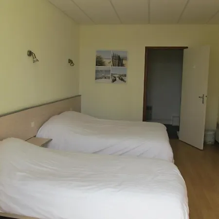 La Quebecoise Hotel 2*